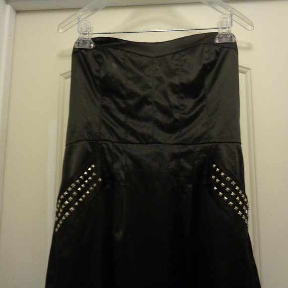 WIMSY GOTH PUNK EMO RETRO BLACK SATIN STRAPLESS STUDS DRESS 6 - Picture 4 of 10